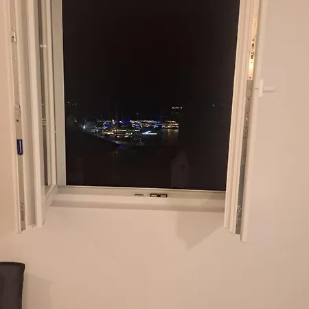 Sea View *