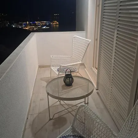 Sea View هفار